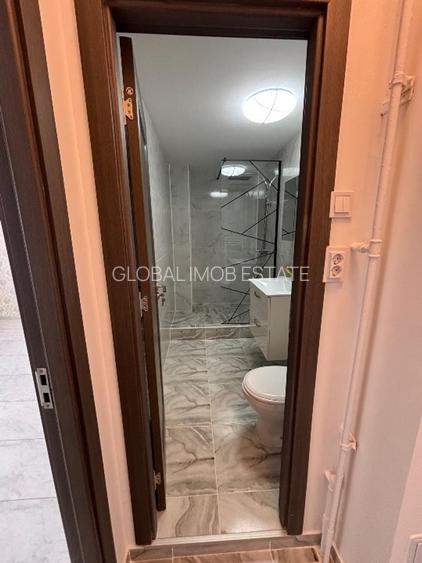 Vanzare Apartament 2 camere decomandat Renovat 13 Septembrie - 9