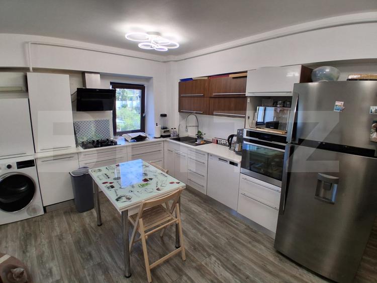 Apartament 3 camere, 70 mp, zona Păcurari