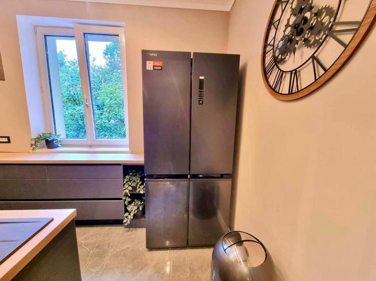Apartament premium cu 2 camere, zonă centrală, prima închiriere + parcare