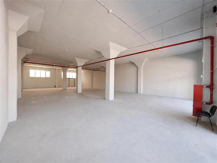 Spatiu comercial, 285 mp utili, situat in cartierul Someseni!