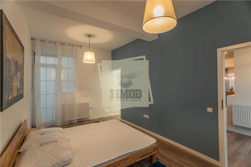 Apartament de lux 3 camere si terasa de 25 mp zona Sub Arini