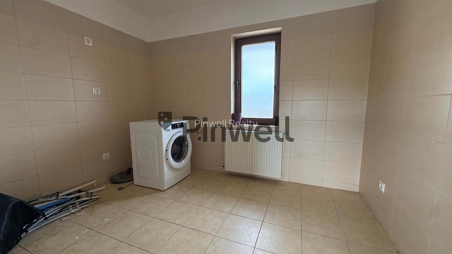 2 CASE| 3274 MP TEREN| PISCINA| JACUZZI| IAZ PESTI| CORBEANCA