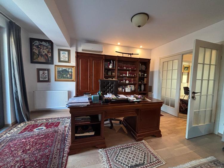 Timpuri Noi Penthouse exclusivist 290 mp