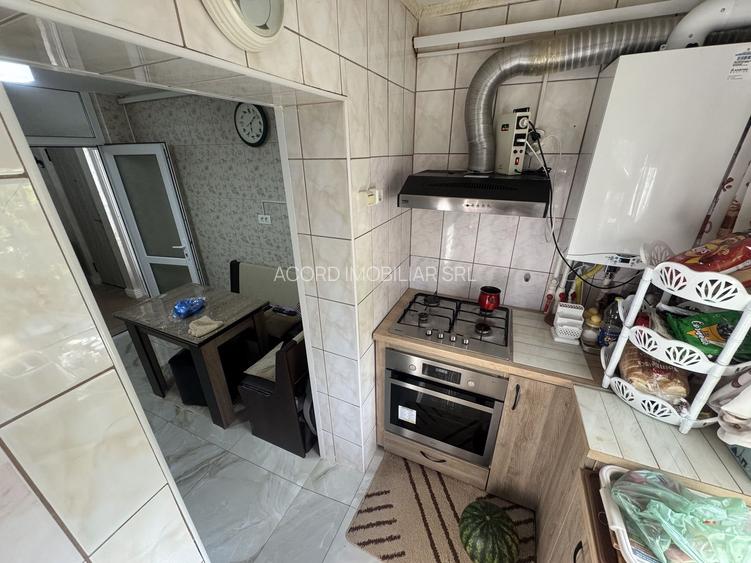 Apartament 3 camere zona Inel 2 Renovat cu Centrala - 9