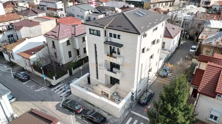 Apartament exclusivist tip duplex, 7 camere + curte, zona Parcul Carol - 29