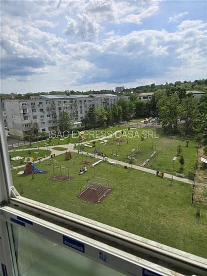 Apartament cu 2 camere, Nicolina (Spitalul de Recuperare) - 11