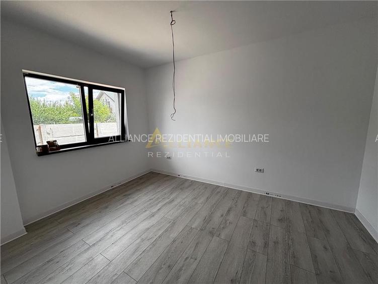 Casă individuală, 4 camere ,2 băi , 130 metri utili! - 5
