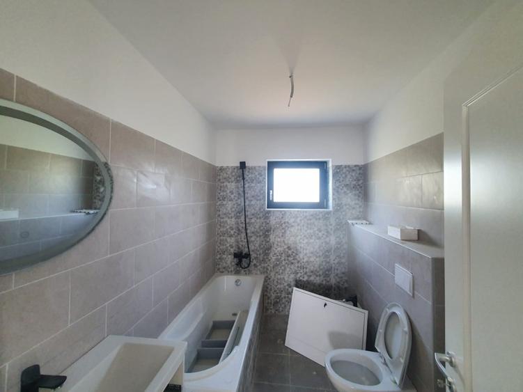 Casa 4 camere  Miroslava cod:148025