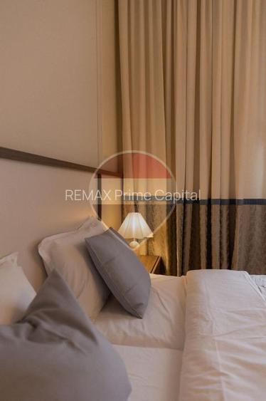 De vânzare apartament cu 3 camere, 2 băi, restaurat integral - Central - 13
