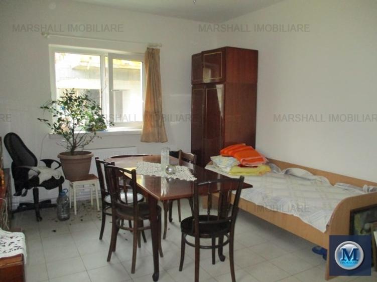 Vila cu 6 camere de vanzare, zona Central, 398.95 mp #2108