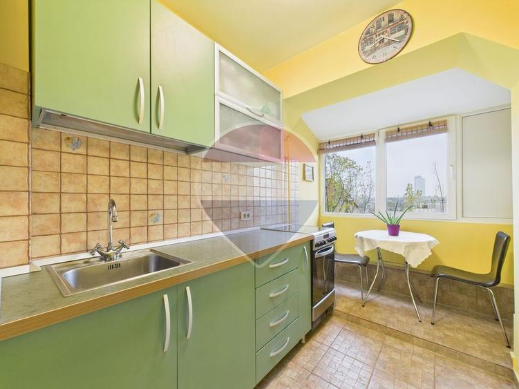 Apartament cu 2 camere de închiriat în zona Capitale
