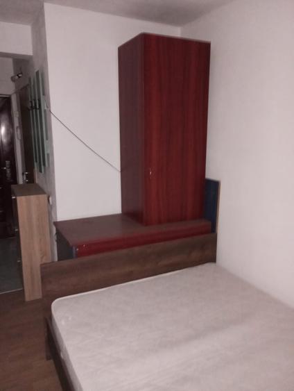Garsoniera de vanzare