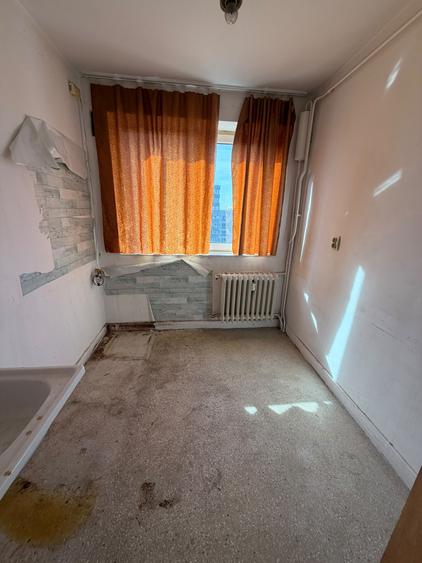 Apartament 2 camere de Vanzare Lujerului/Militari (Metrou 1-2 minute)