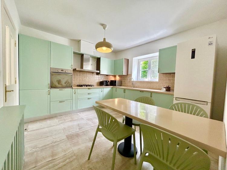 Modern villa | residential complex | security | Iancu Nicolae