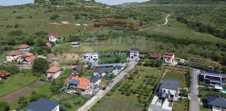 Teren 700 mp in ansamblu privat exclusivist Radaia, Cluj - 3