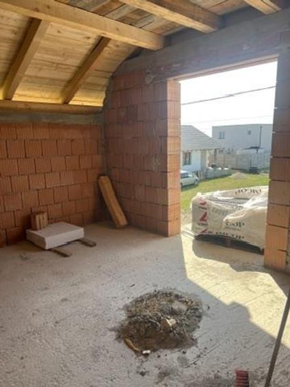 RECO, Casa la rosu, cu toate utilitatile, Zona Cihei, Bihor