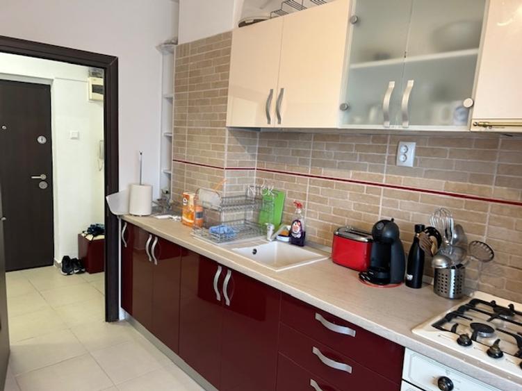 Închiriez apartament 2 camere  Turda  București sect 1 - 4