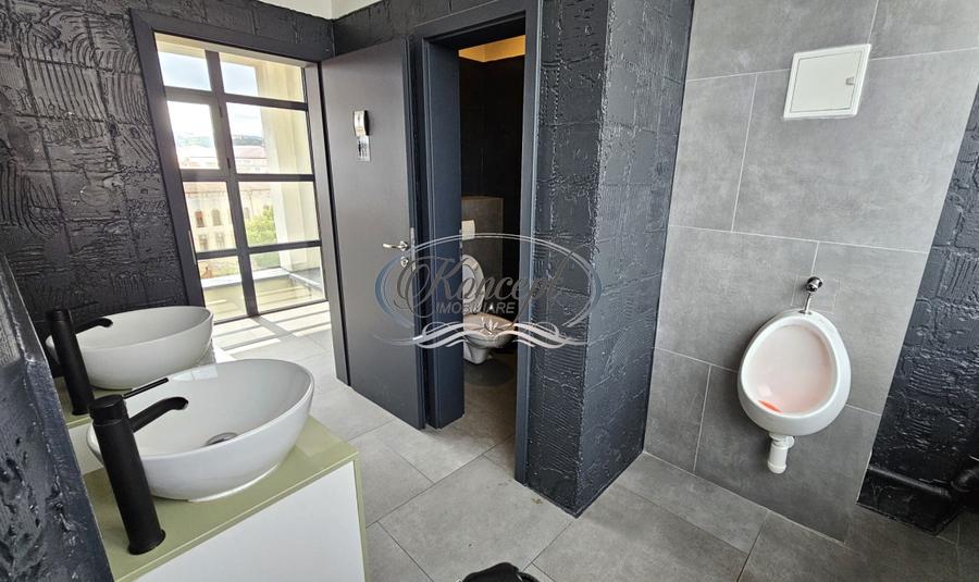 Spatiu office premium in Piata Mihai Viteazu