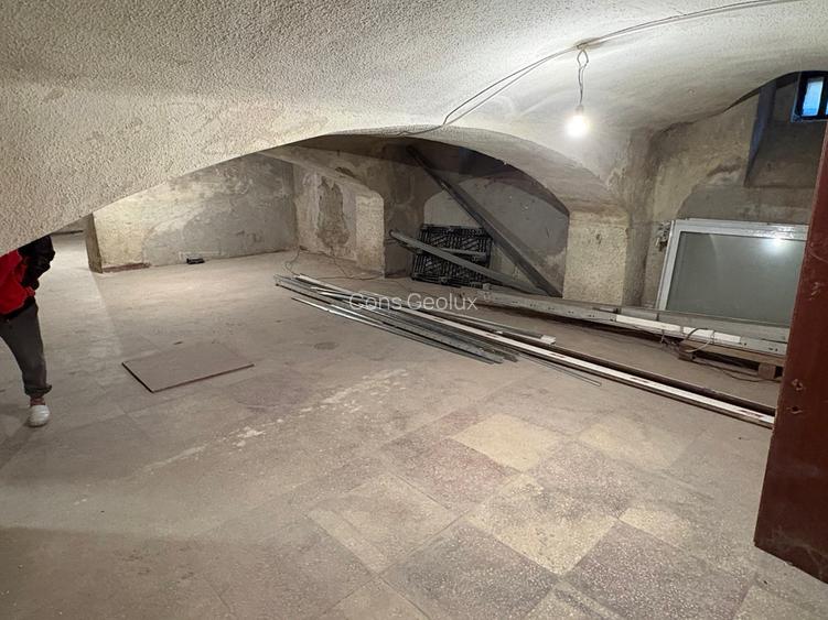 Spatiu Depozitare 40m2, 42m2, 107m2, 190m2 zona Tatarasi -Aurel Vlaicu - 5