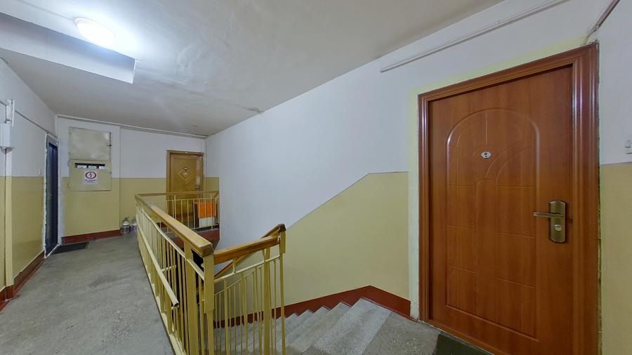 Apartament 3 camere, 73 mp utili, la 50 m de AFI Arad