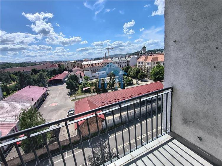 Spatiu comercial, Central - 13