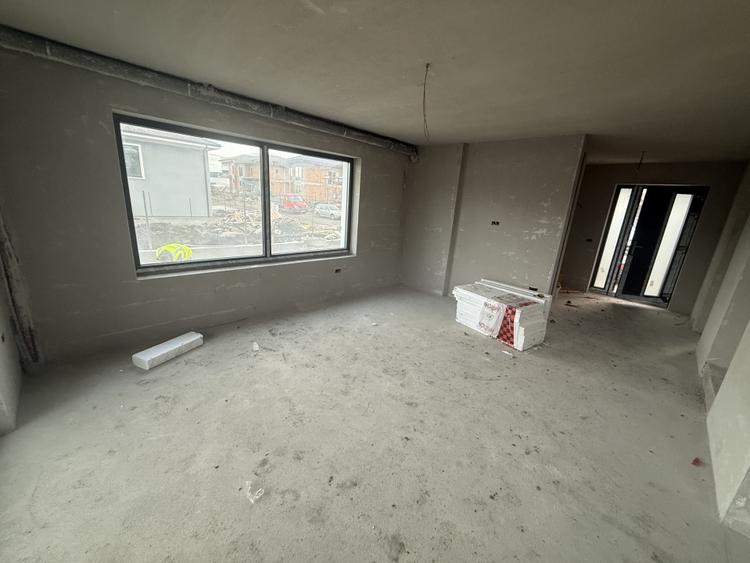 Casă individuală la preț de apartament , Chinteni 500mp de teren