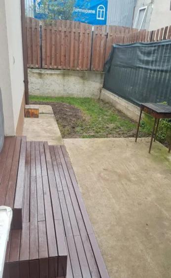 Casa de inchiriat GHENCEA. 4 camere, 2 bai, LOC DE PARCARE. CENTRALA PROPRIE