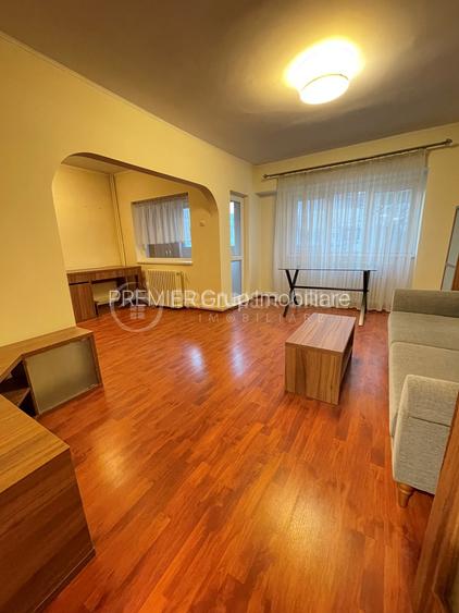 ETAJ 1! Apartament 3 camere 90mp decomandat 2 bai 4 balcoane, Pacurari, centrala - 3