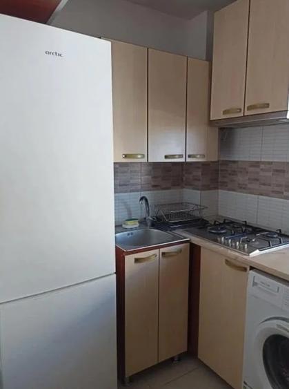 AP. 2 CAMERE- OZANA, PARCARE INCLUSA, CENTRALA PROPRIE, MODERN