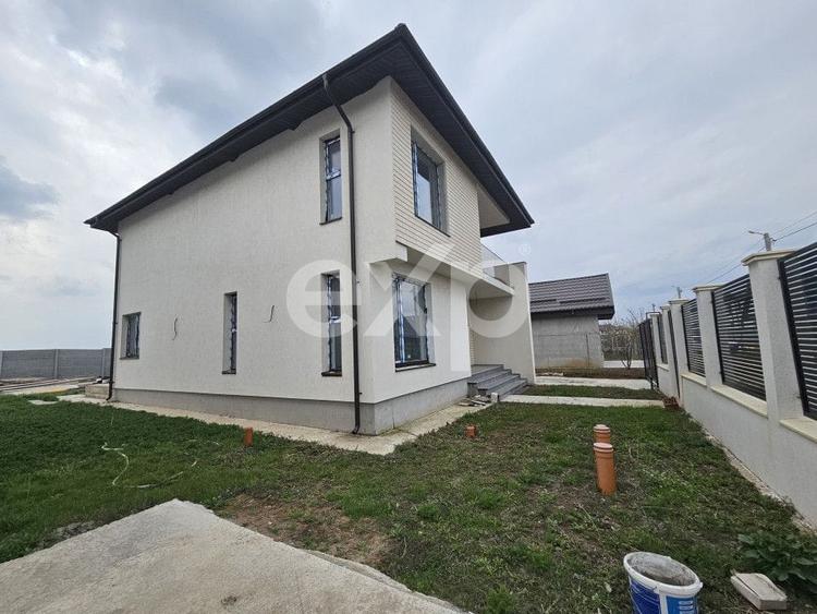 Casa individuala de vanzare in comuna Berceni Ilfov