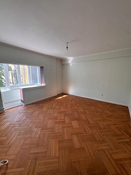 Vanzare 3 camere Universitate cu centrală proprie