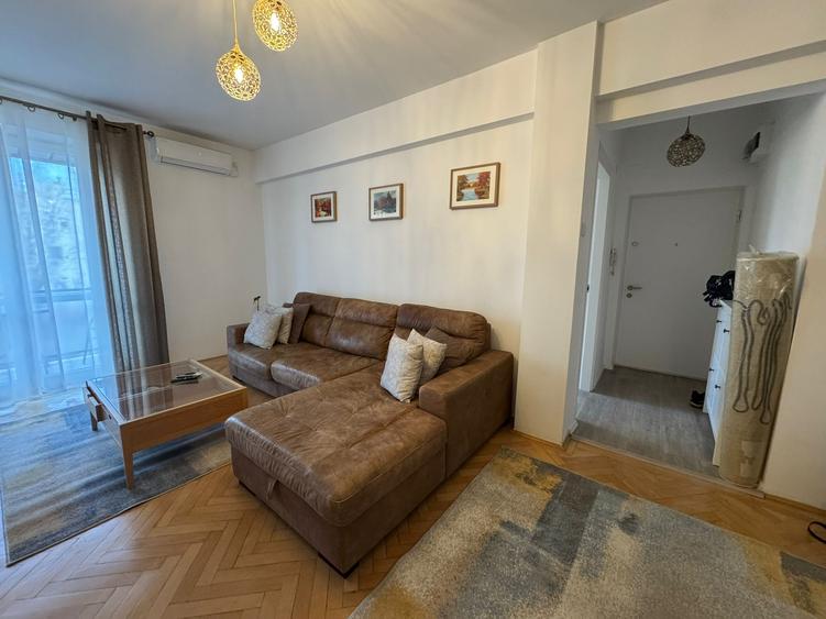 Apartament 2 camere Academiei 4-6, Universitate