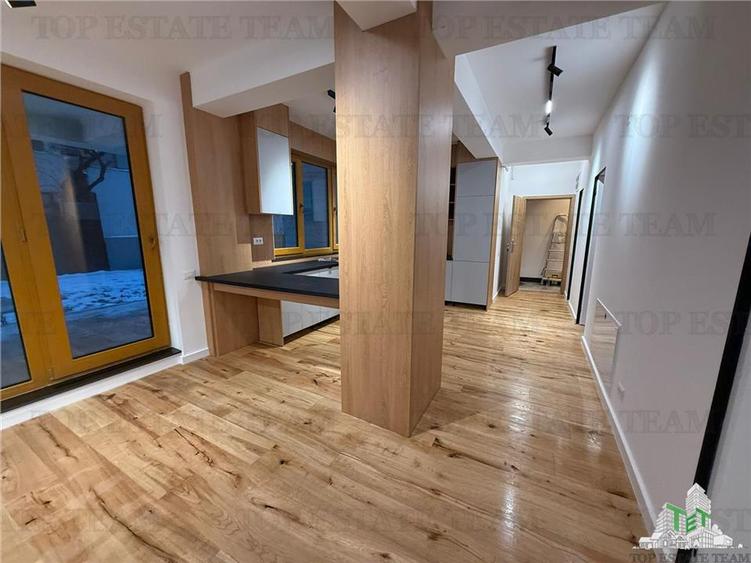Penthouse 2 camere si terasa, bloc boutique, finisaje premium, incalzire in pard