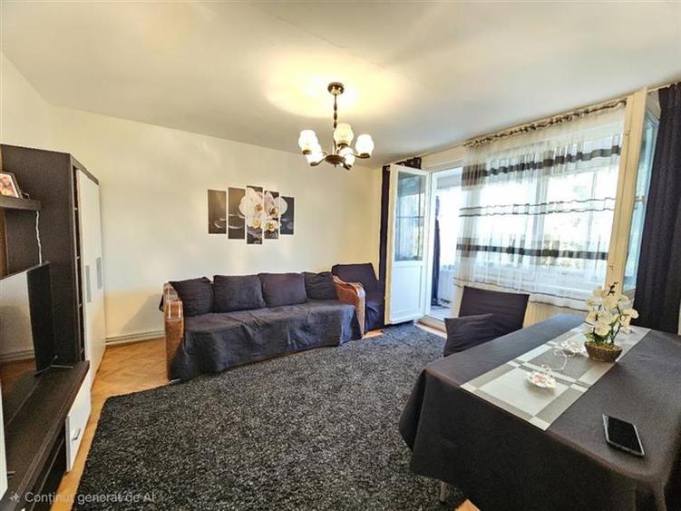 Apartament 3 camere Tudor etaj 3 cu 2 balcoane