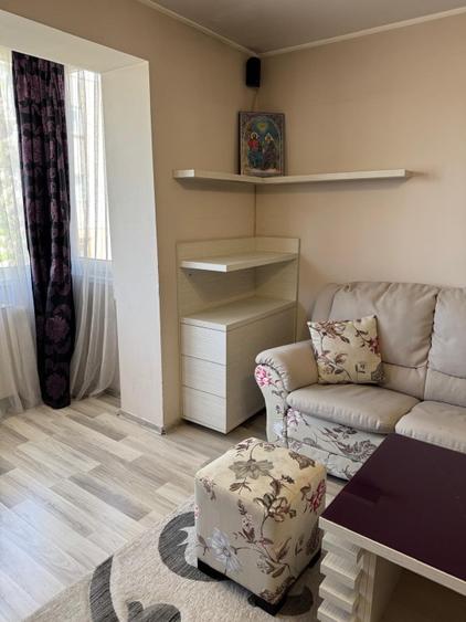 Apartament cu 3 camere, decomandat, 68 mp, mobilat si utilat + acces 100 mp