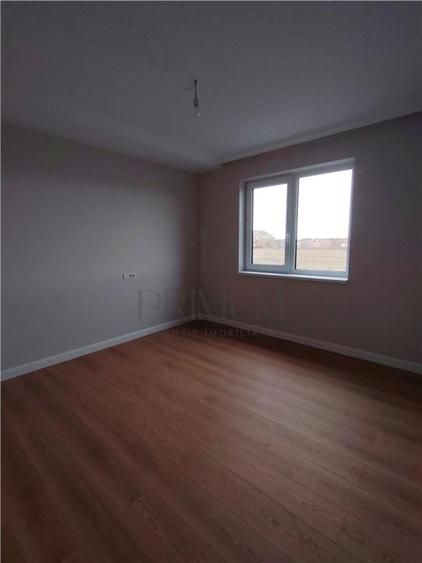 Zona M CITY - duplex despartit prin camera tehnica - finisaje premium - alarma -