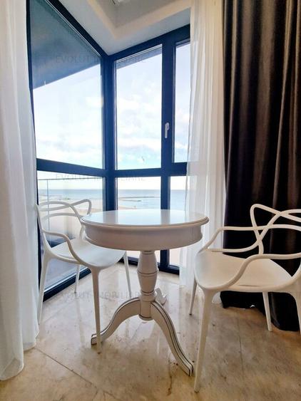3 Camere de Lux - vedere frontala la mare in Faleza Nord