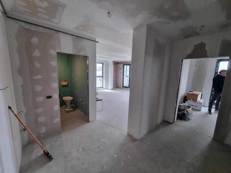 Tomis nord Euromaterna-apartament 3 camere decomandat cu terasa de 33 mp