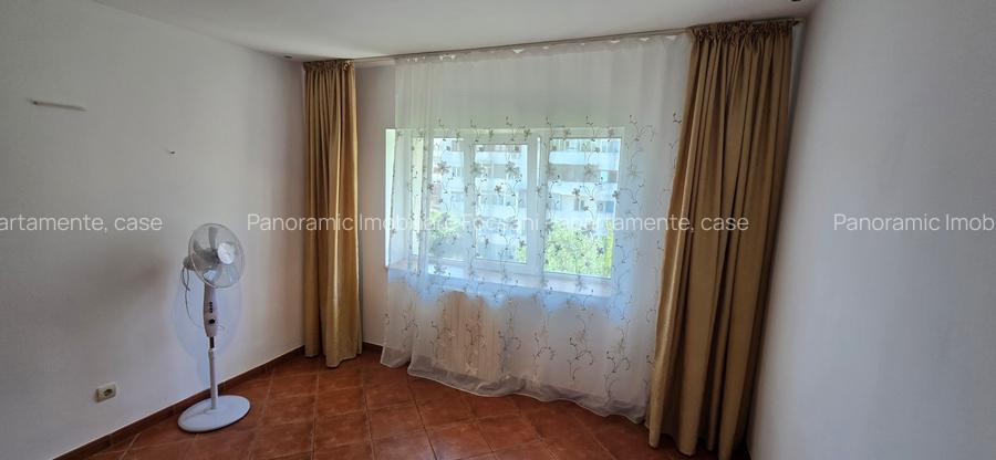2 camere de vanzare , etaj superior, central  Focsani - 11