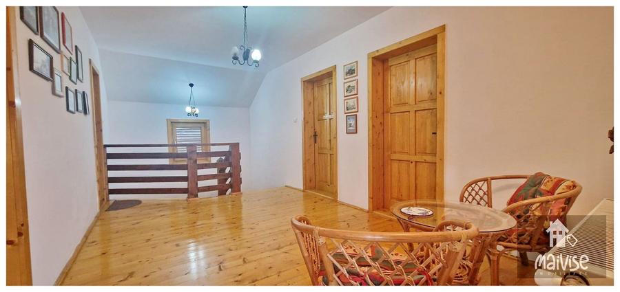 Casa de vanzare, Teren 927mp- Podul Olt , zona Centrala