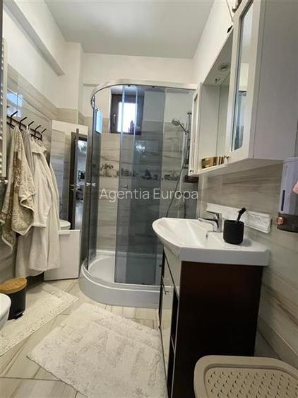 Apartament 2 camere transformat in 3 camere de vanzare zona C5-Tulcea - 8