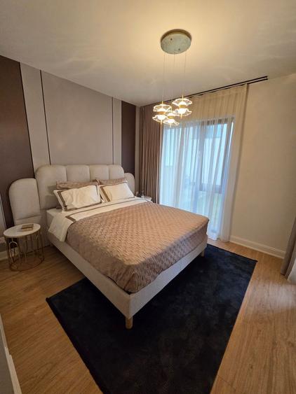 Apartament 2 camere de vânzare +curte