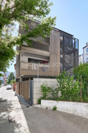 Floreasca–Dorobanți, doua etaje, 4 camere, curte proprie, vila 2025 - 25