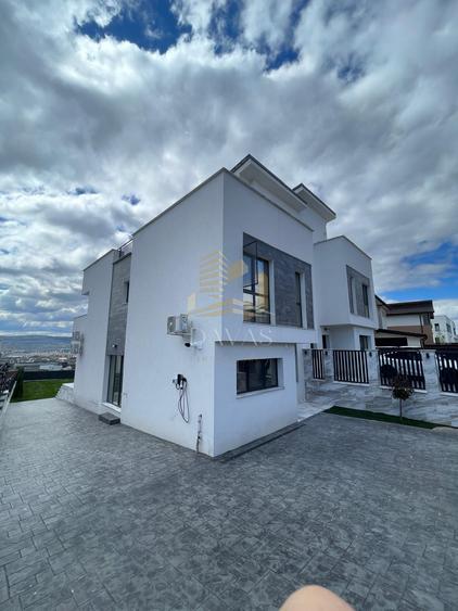 Casa de lux ultrafinisata | Jacuzzi | 4 camere | Terasa | View | Iris |Voronet