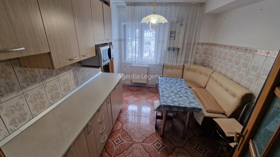 Apartament 3 camere Noua