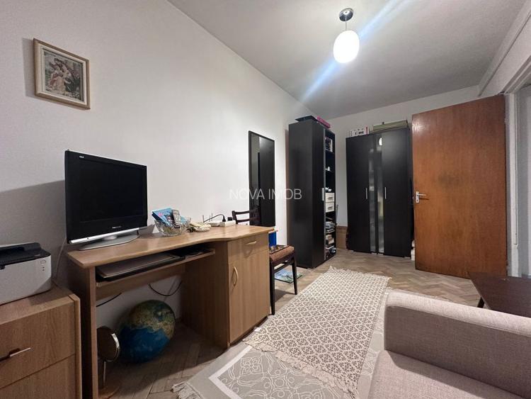 Apartament 3 camere, semidecomandat, Str Rahovei, Sibiu - 2