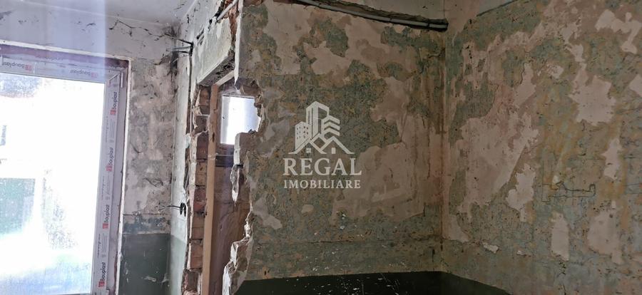 Apartament de vânzare în Ghelari – parter, ideal pentru renovare