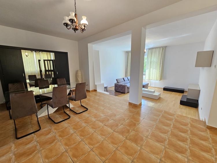 Duplex spatios Ghiroda 4 camere- locatie centrala !!