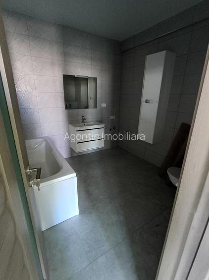 Exclusiv - Apartamente finalizate 2 camere și 3 camere -Loc parcare - 21