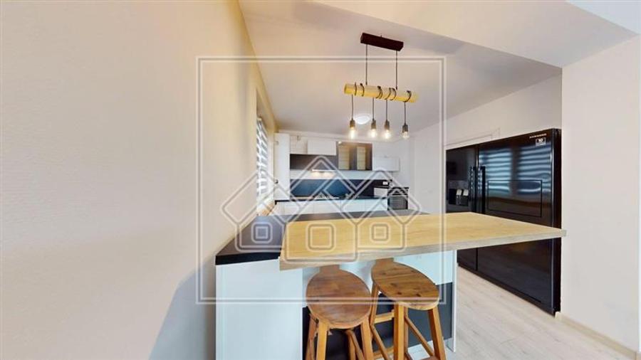 Apartament cu 3 camere, balcon, boxa si parcare - Selimbar